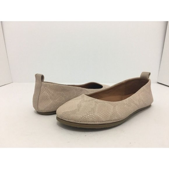 Gentle Souls Dana Nude Snake Embossed Leather Women's Slip On Flats Shoes 5.5 M - Picture 6 of 12